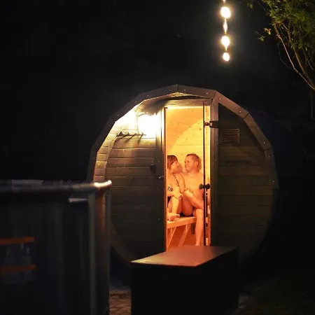 Semesterbostad Ale Jazz W Cenie Jacuzzi I Basen